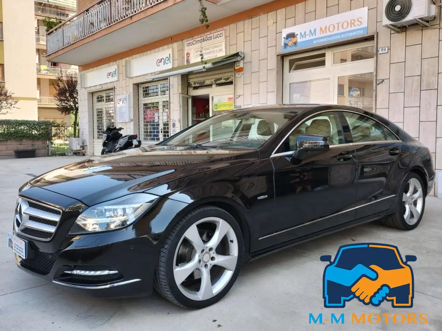 Mercedes-Benz CLS 250 CDI 205 BlueEFFICIENCY Negru - 1