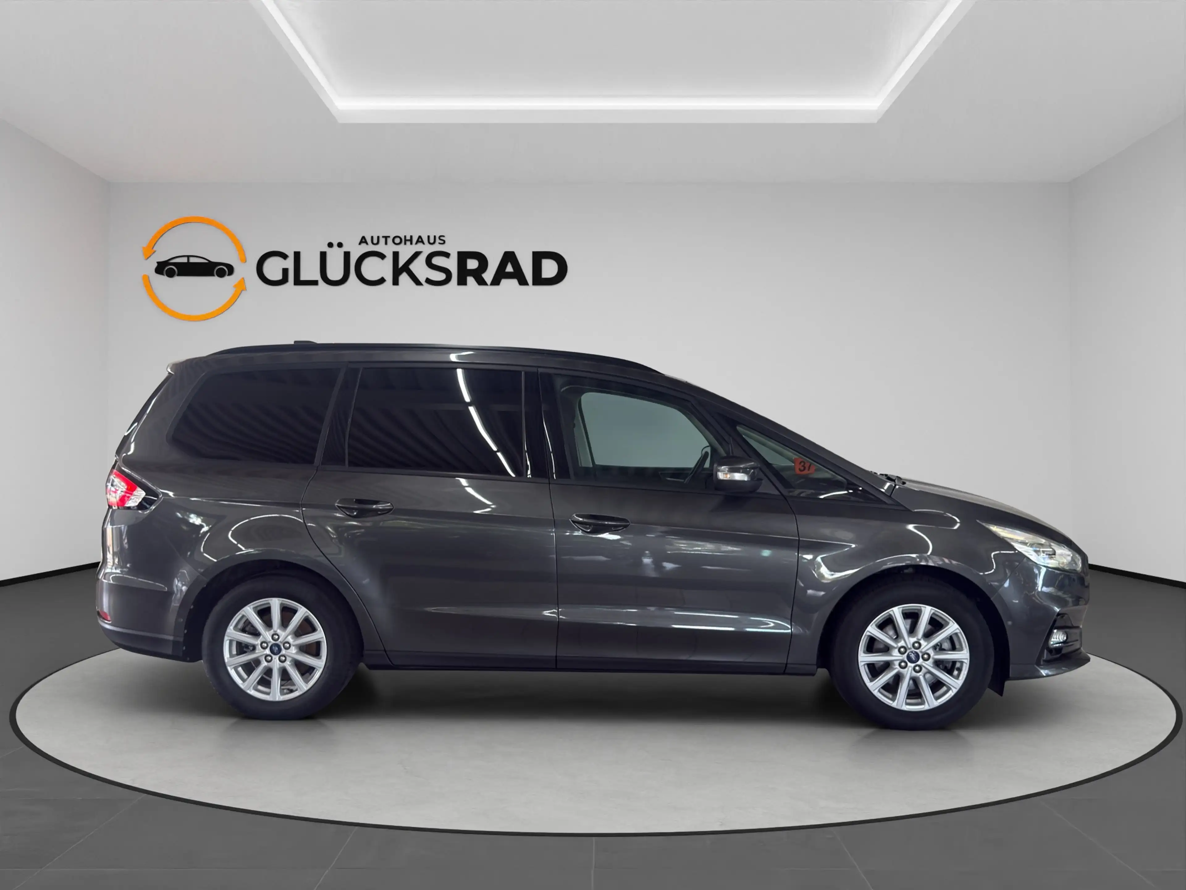 Ford Galaxy 1-Hand KEY 7 Sitzer AHK R-Kamera Carplay — photo 8