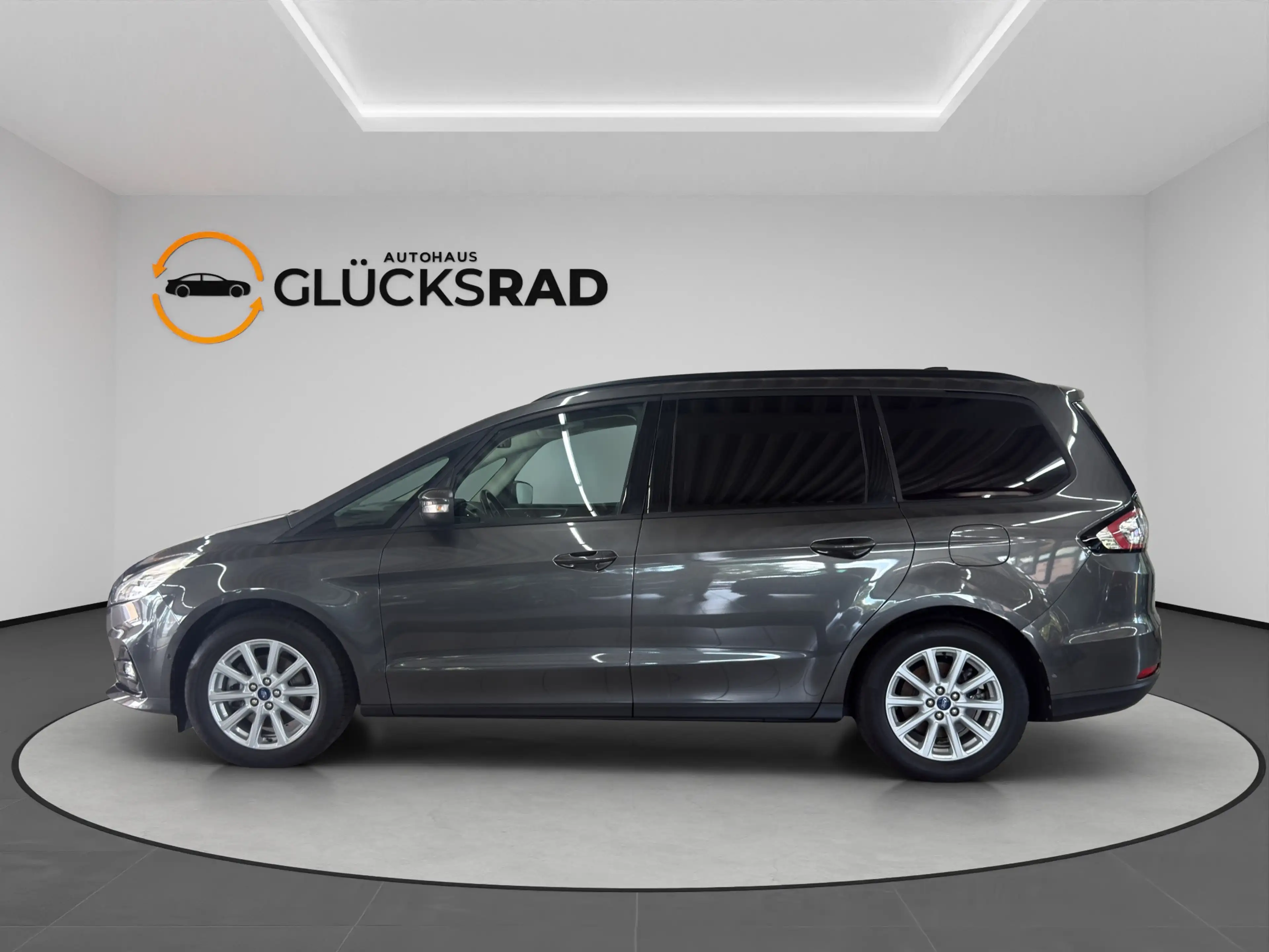 Ford Galaxy 1-Hand KEY 7 Sitzer AHK R-Kamera Carplay — photo 3