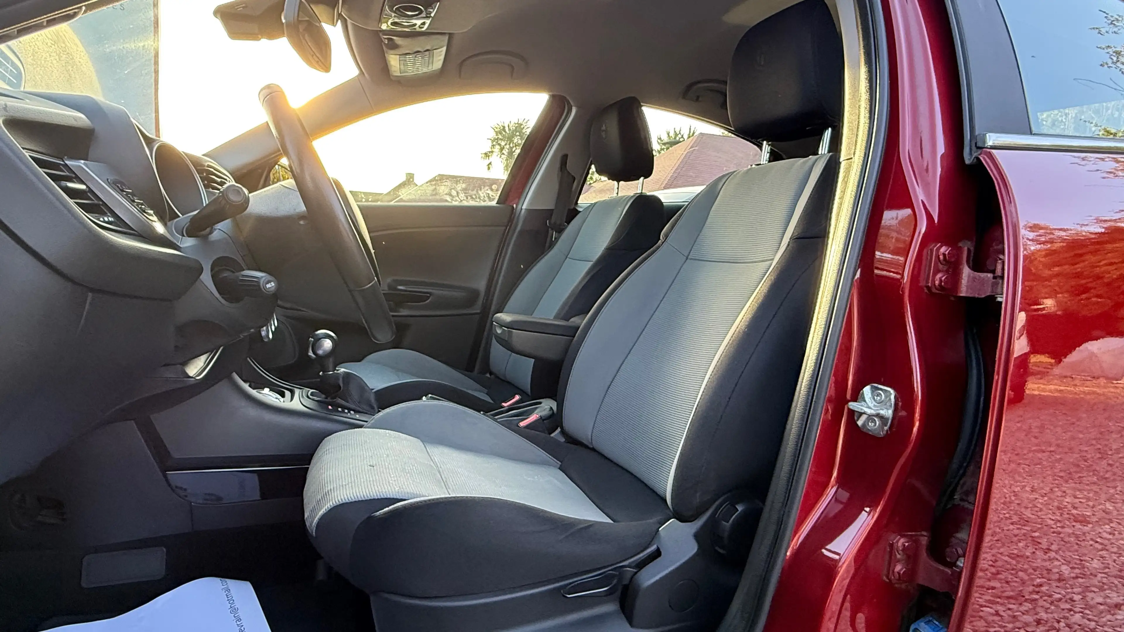 Alfa Romeo Giulietta 1.4 TB / BOITE AUTOMATIQUE / AIRCO / GARANTI 1 AN — photo 8
