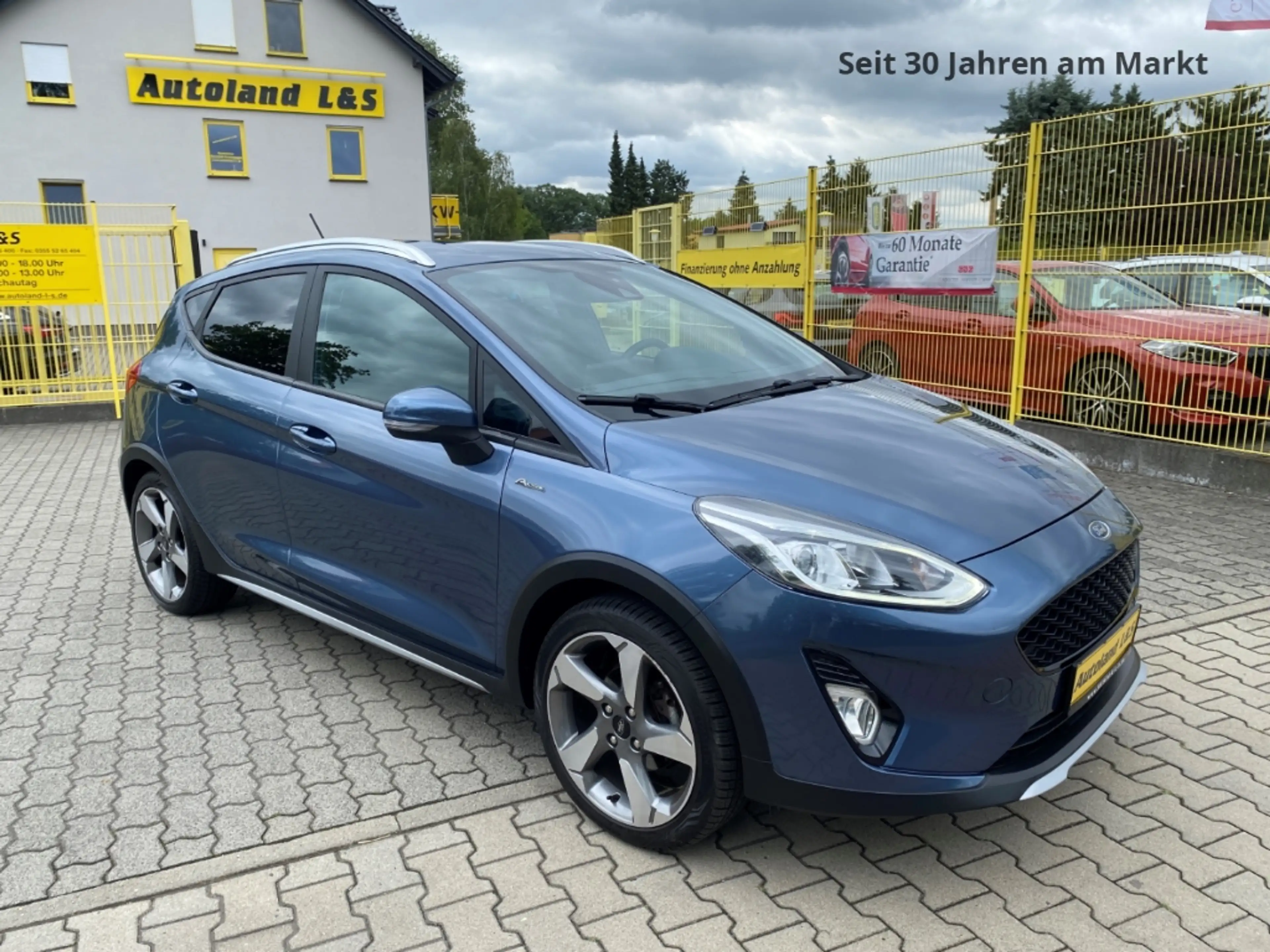 Ford Fiesta Active Plus,PDC,SH,Navi,Frontscheibenheizung,Lenkr — photo 4