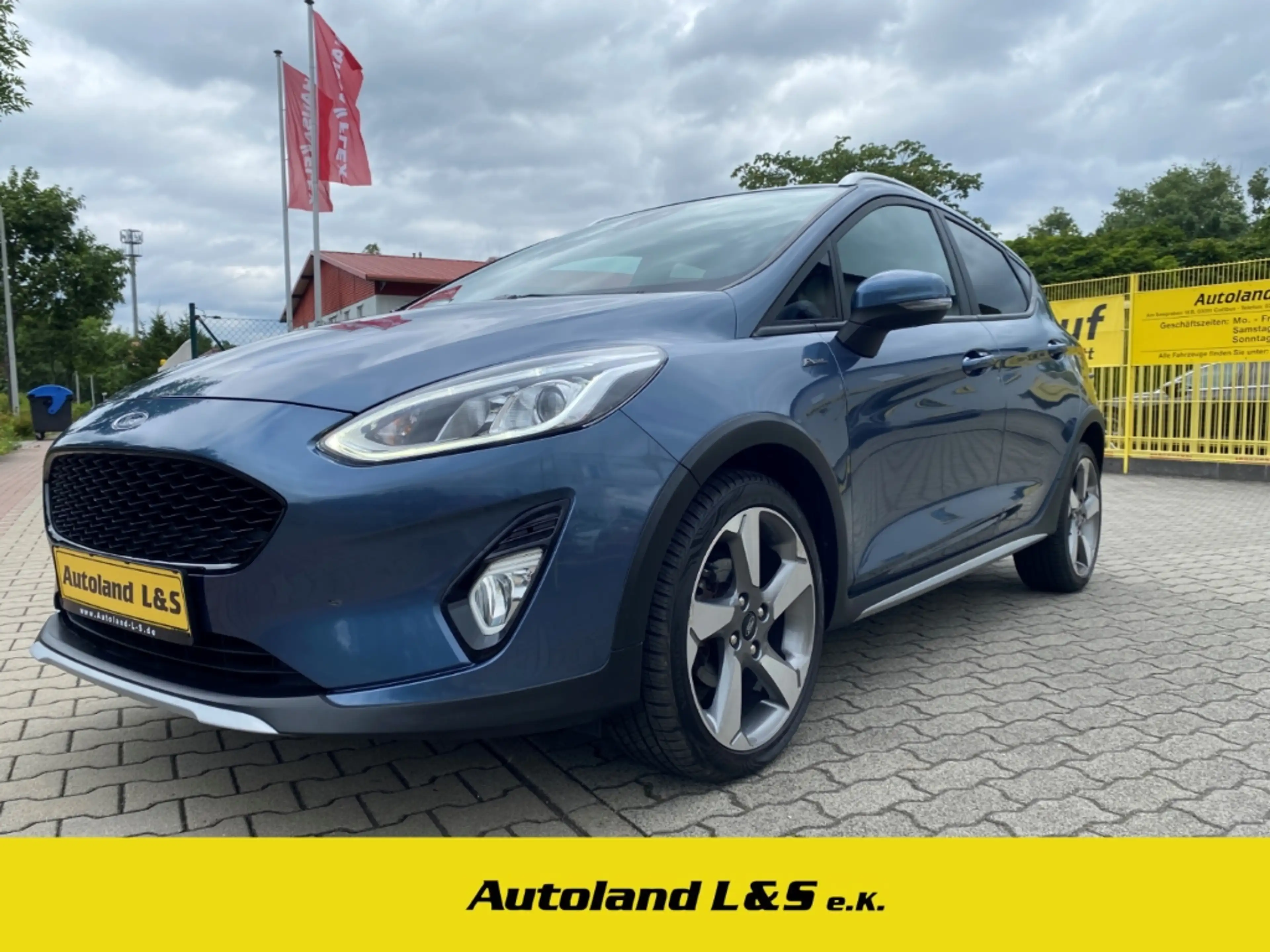 Ford Fiesta Active Plus,PDC,SH,Navi,Frontscheibenheizung,Lenkr