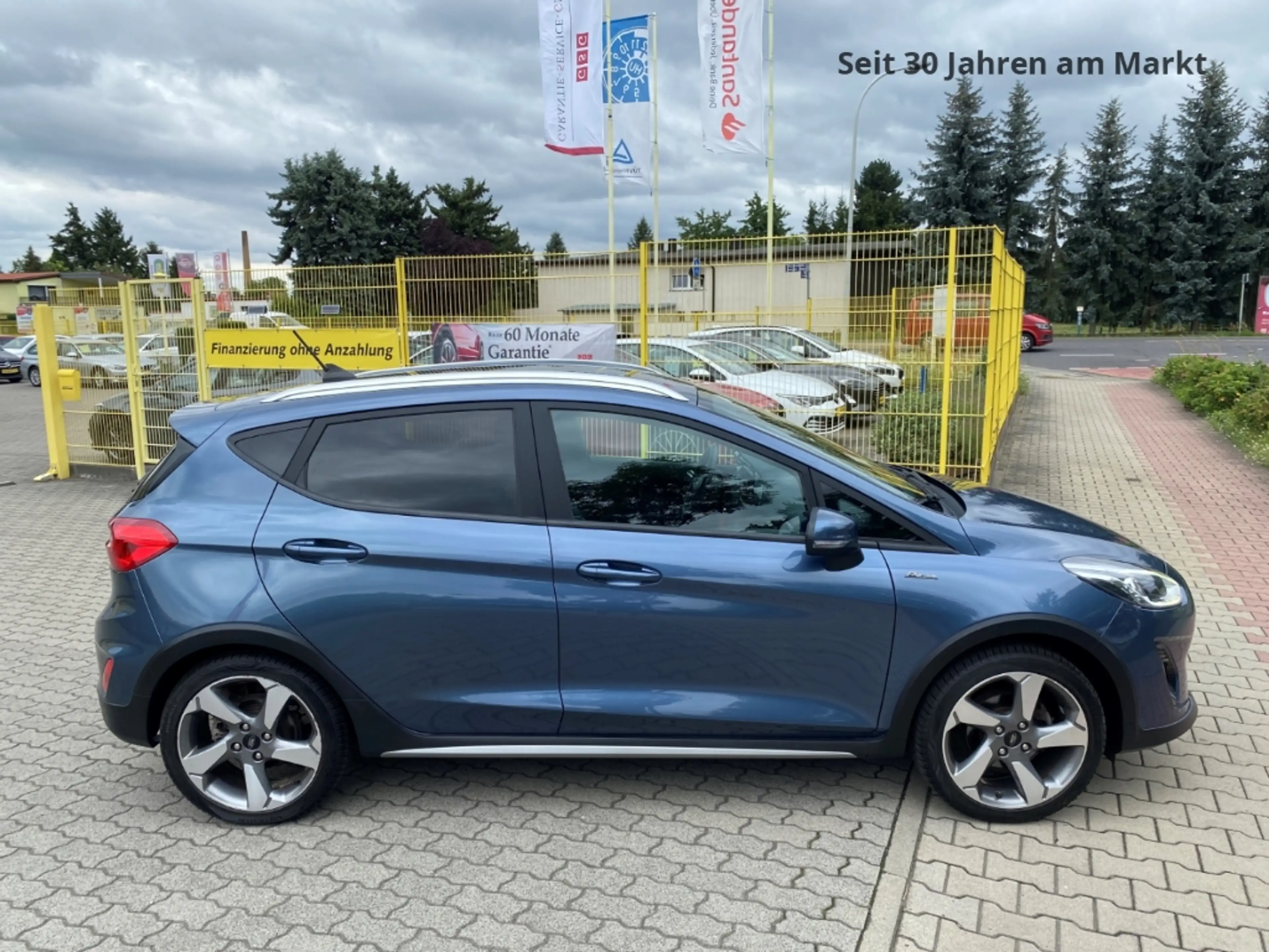 Ford Fiesta Active Plus,PDC,SH,Navi,Frontscheibenheizung,Lenkr — photo 9