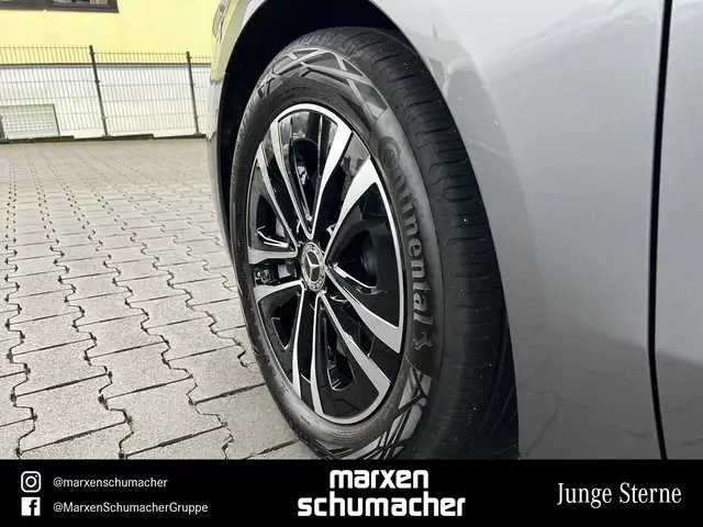Mercedes-Benz B-Class view 7