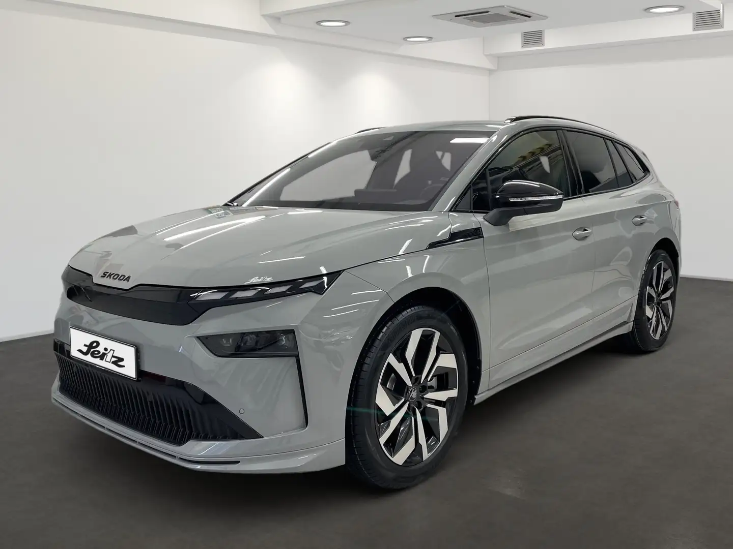 Skoda Enyaq 85x Sportline *AHK*NAVI*WÄRMEPUMPE* Grau - 2