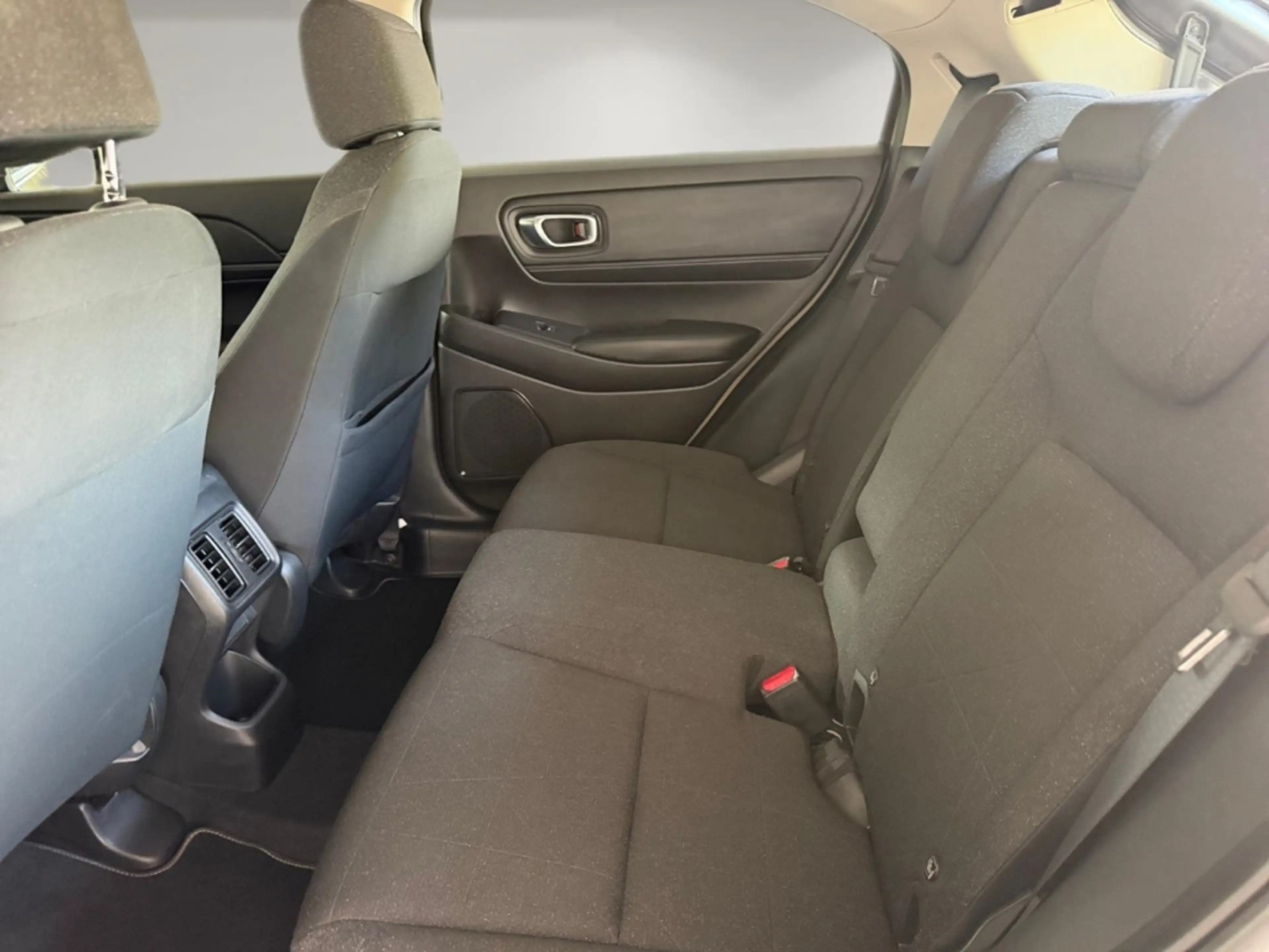 Honda HR-V 1.5 Elegance Hybrid *NAVI*CARPLAY*ACC* — photo 13