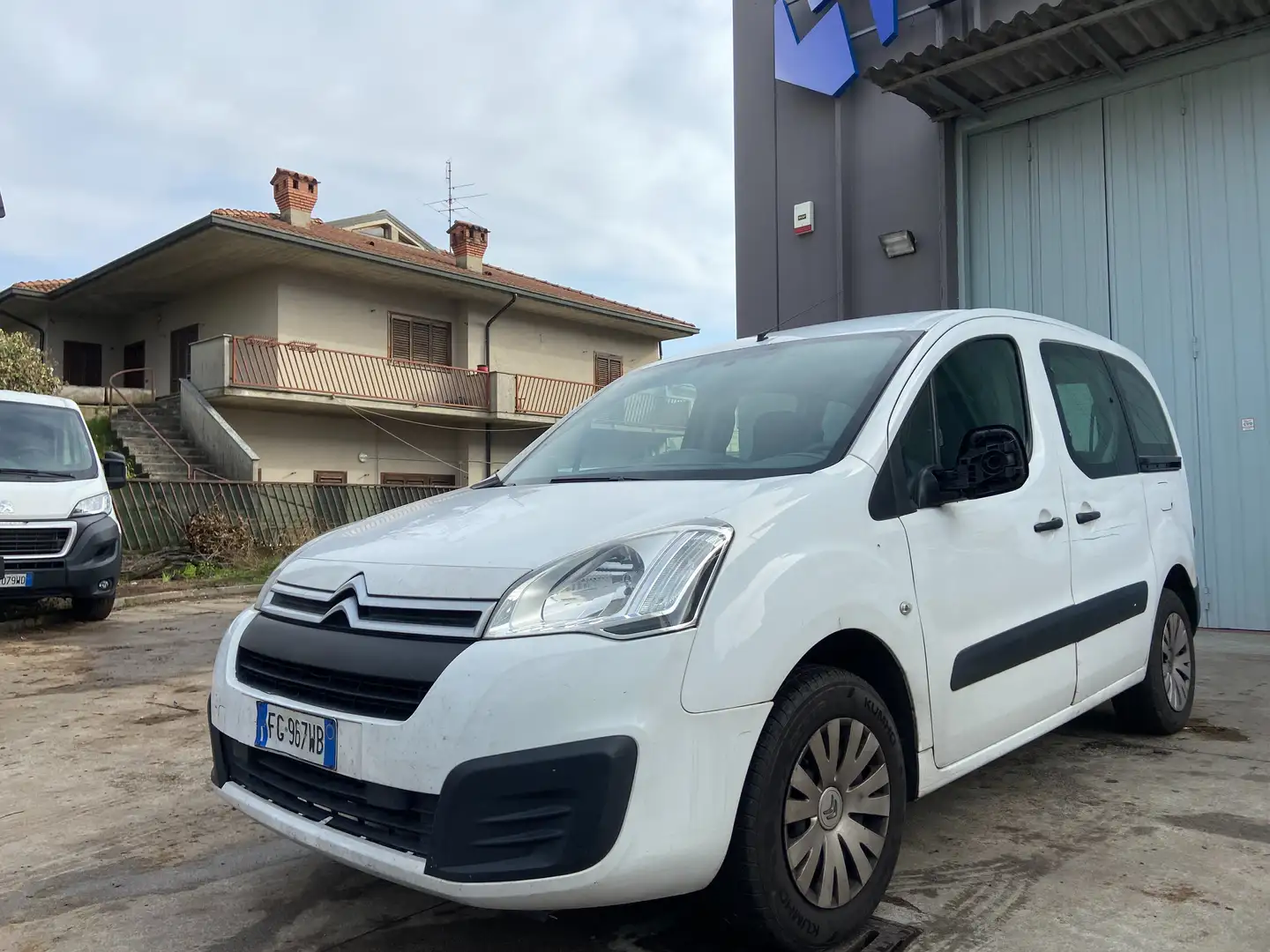 Citroen Berlingo 1.6/5 POSTI/EURO 6B/2016 Bianco - 1