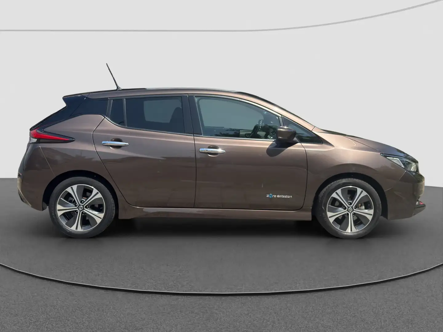 Nissan Leaf N-Connecta 40 kWh | 360 Cam | Verw. A. Bank | Appl Brun - 2