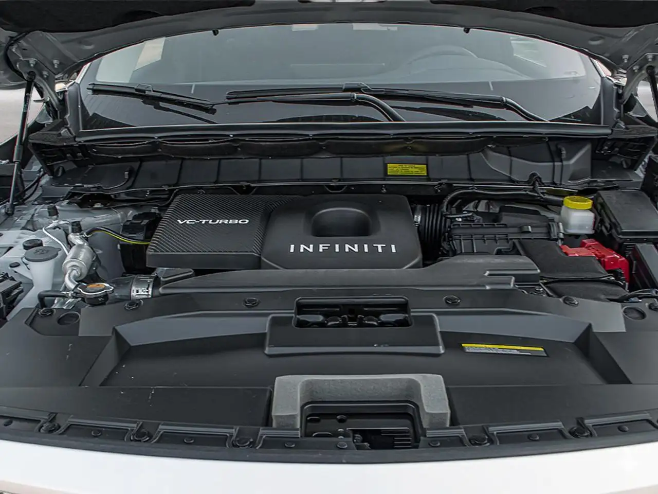 Infiniti QX60 снимка Infiniti QX60