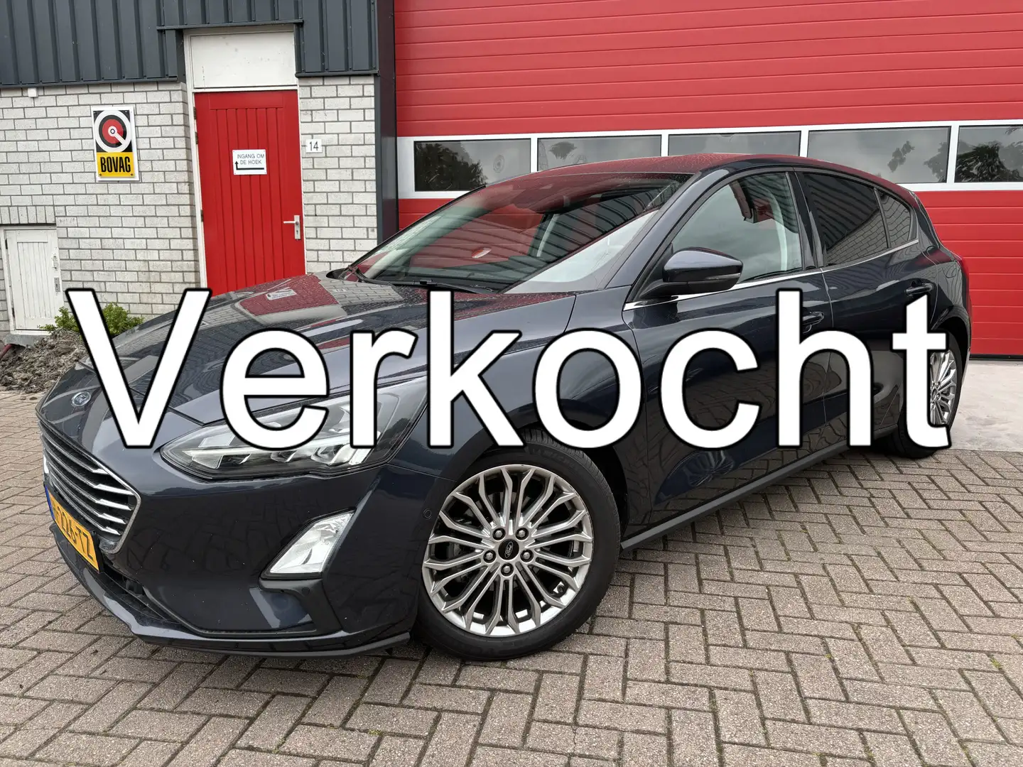 Ford Focus 1.0 EcoBoost Titanium Business FULL LED / KEYLESS Albastru - 1