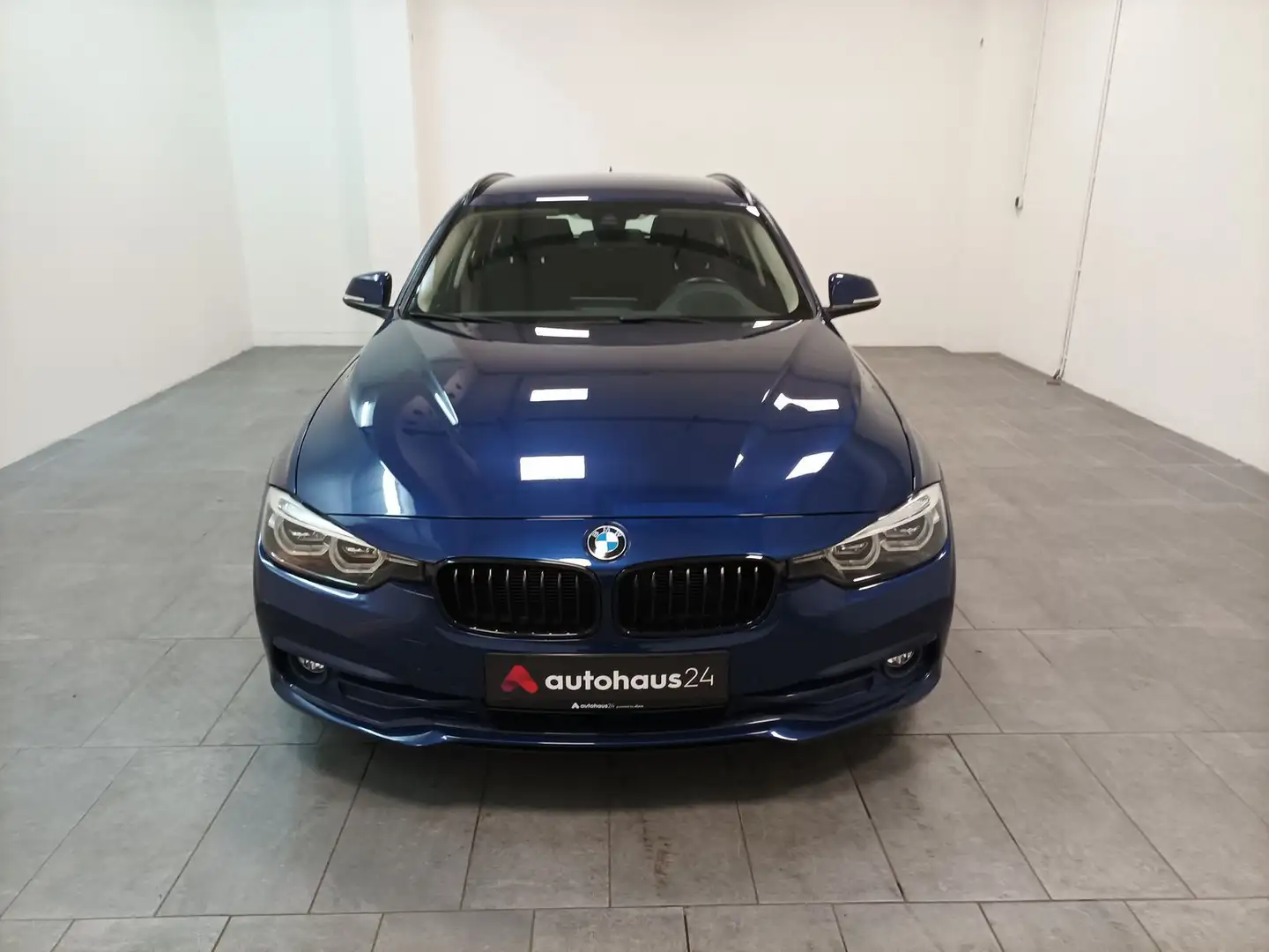 BMW 320 d Sport Line Navi|ParkPilot|Sitzhzg|LED Blue - 2
