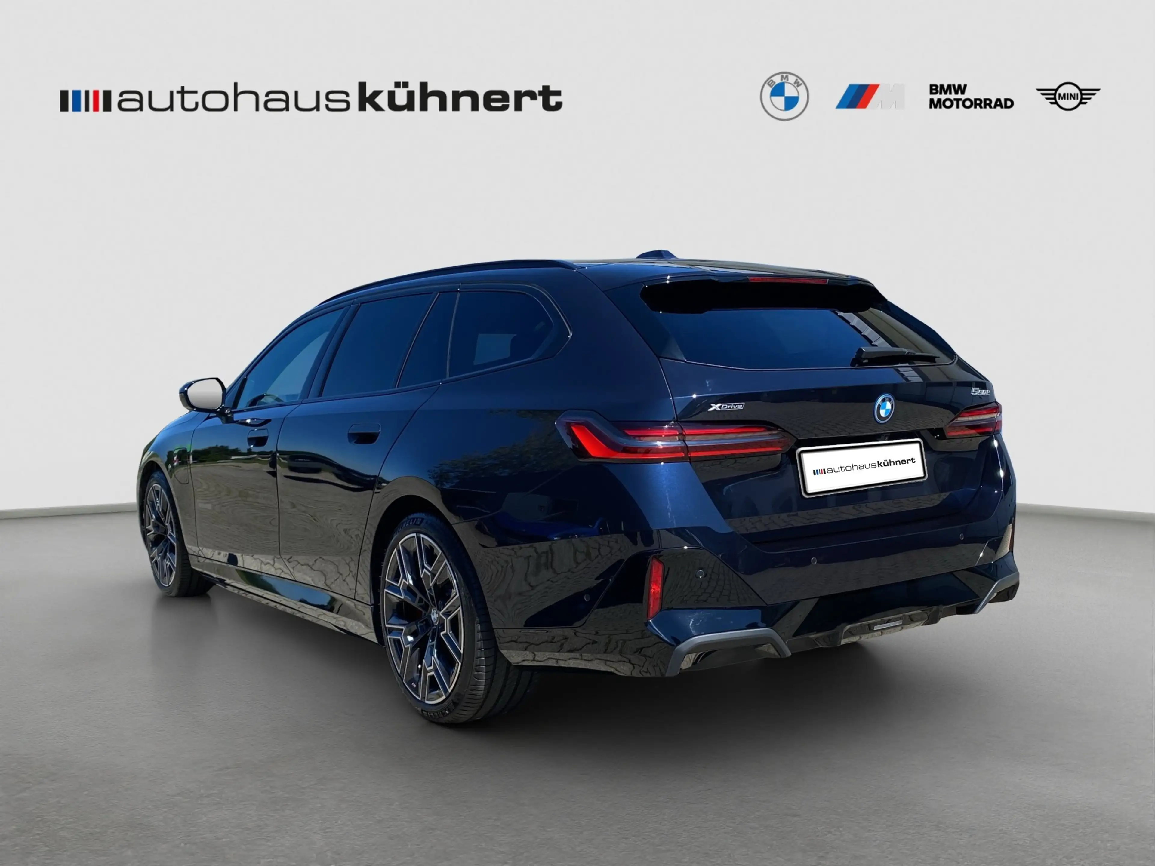 BMW 550 e xDrive Touring ///M-Sport PRO ACC PanoD SpurAss — photo 5