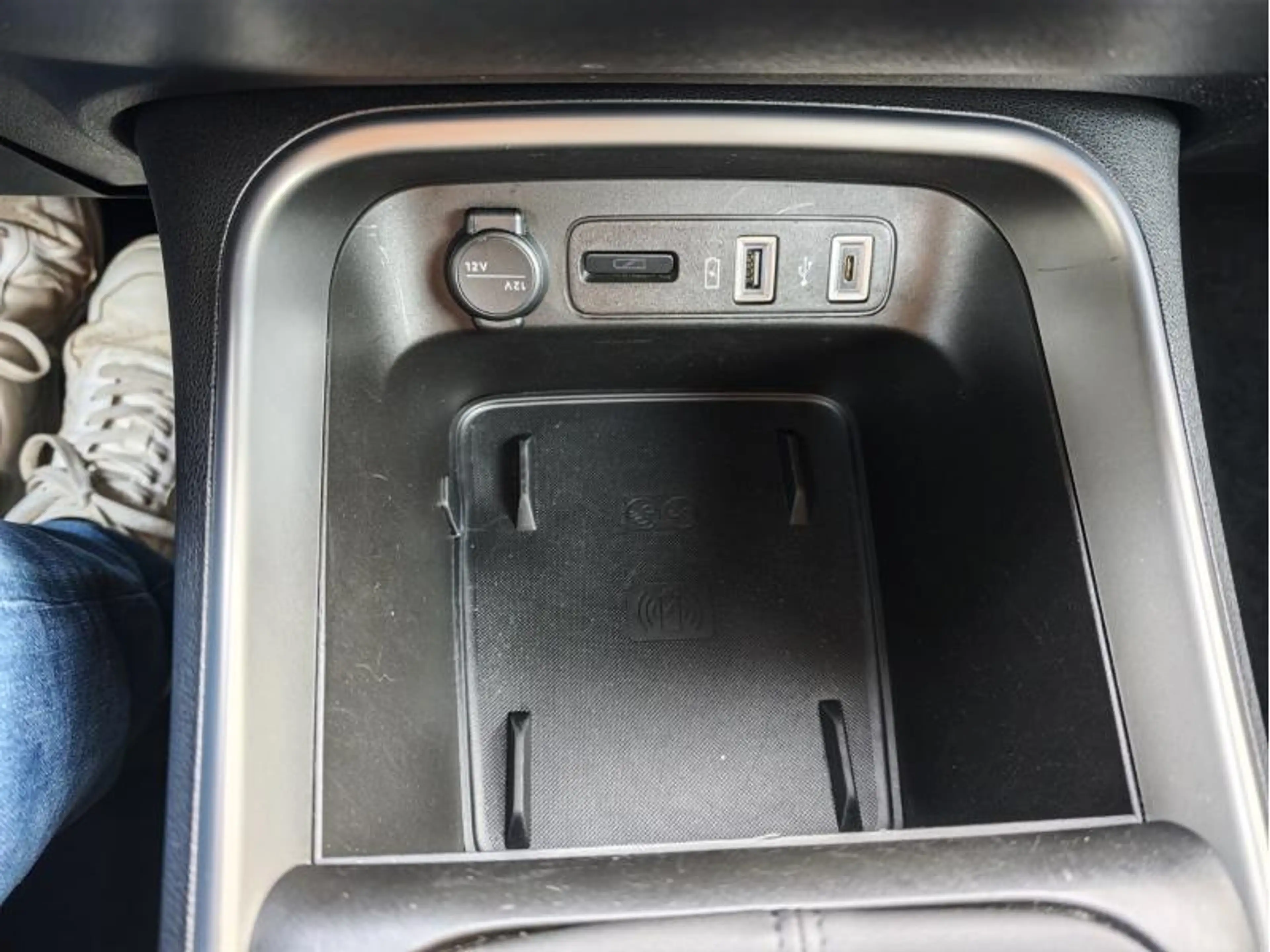 Jeep Avenger Altitude — photo 13