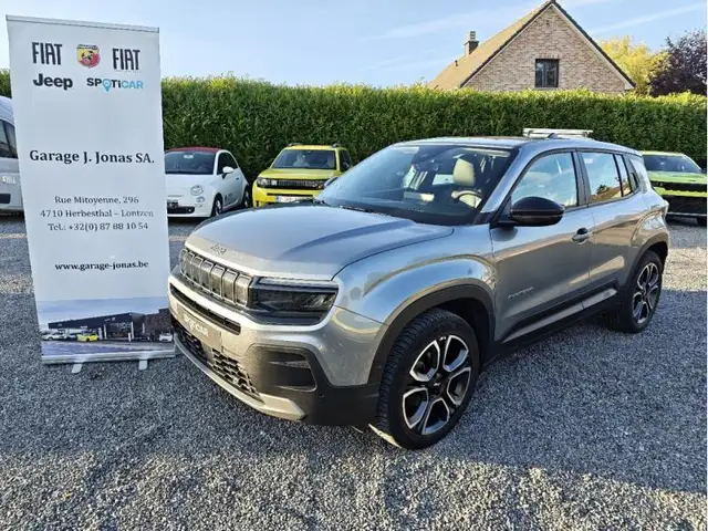 Jeep Avenger Summit