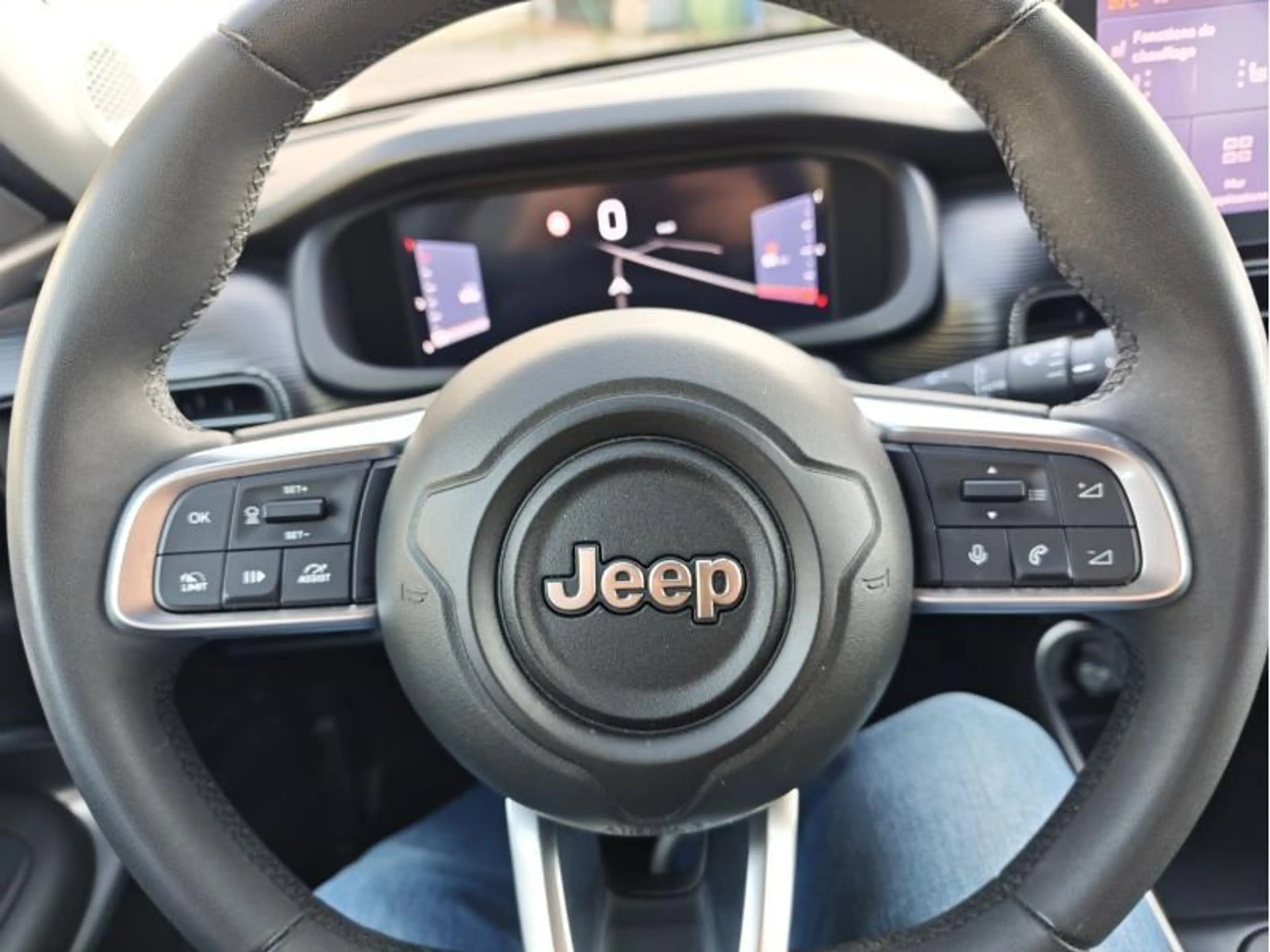 Jeep Avenger Altitude — photo 15