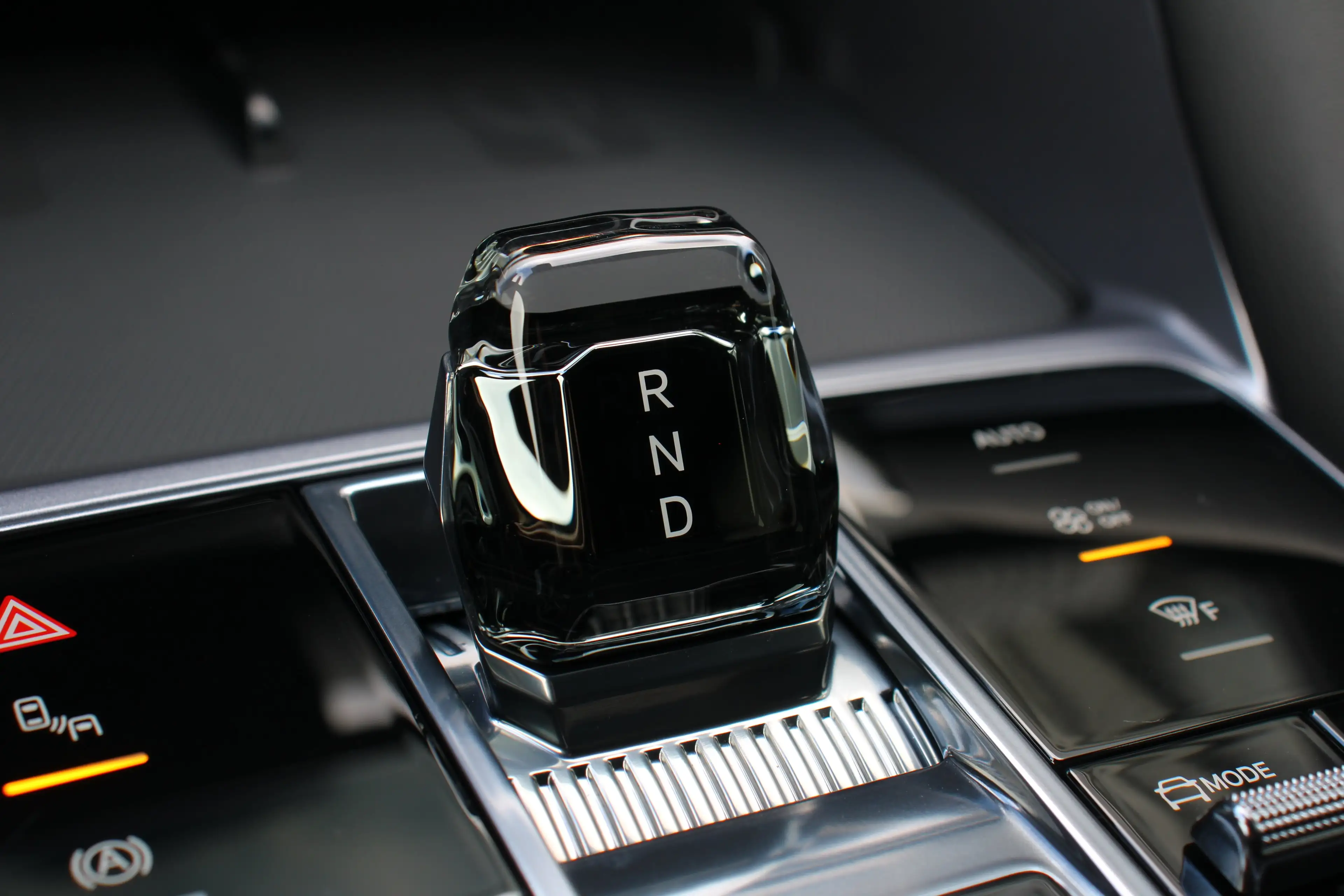 BYD Seal U 1.5 DM-i FWD Boost | PANODAK | ADAPTIVE CRUISE | S — photo 10