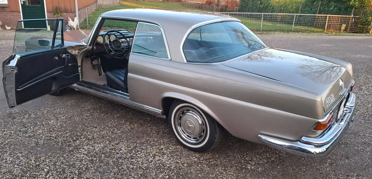 Mercedes-Benz S 280 SE Coupé Automaat (W111), foto 7