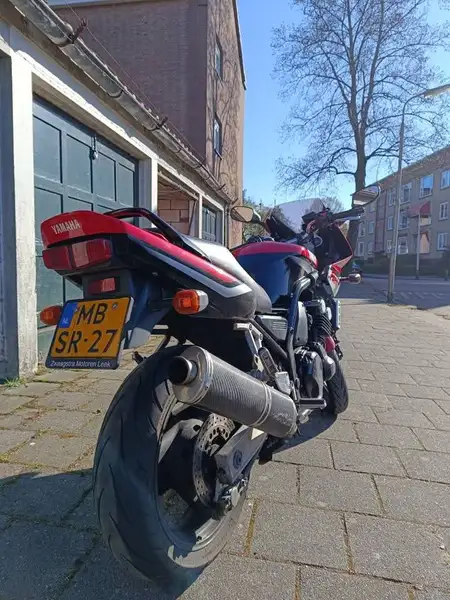 Yamaha Fazer 600 - foto 3