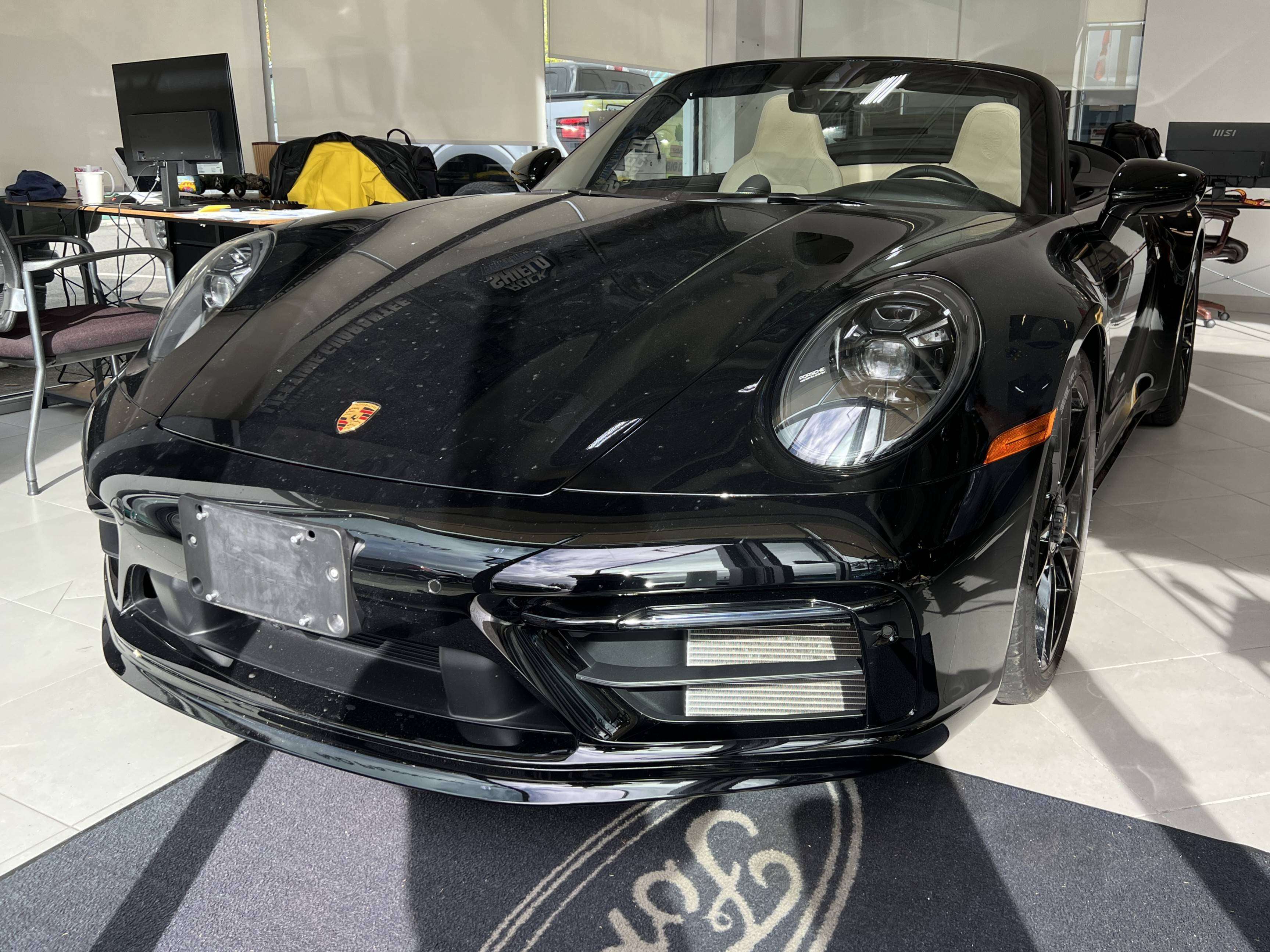 2023 Porsche 911 Carrera 4 GTS Cabriolet