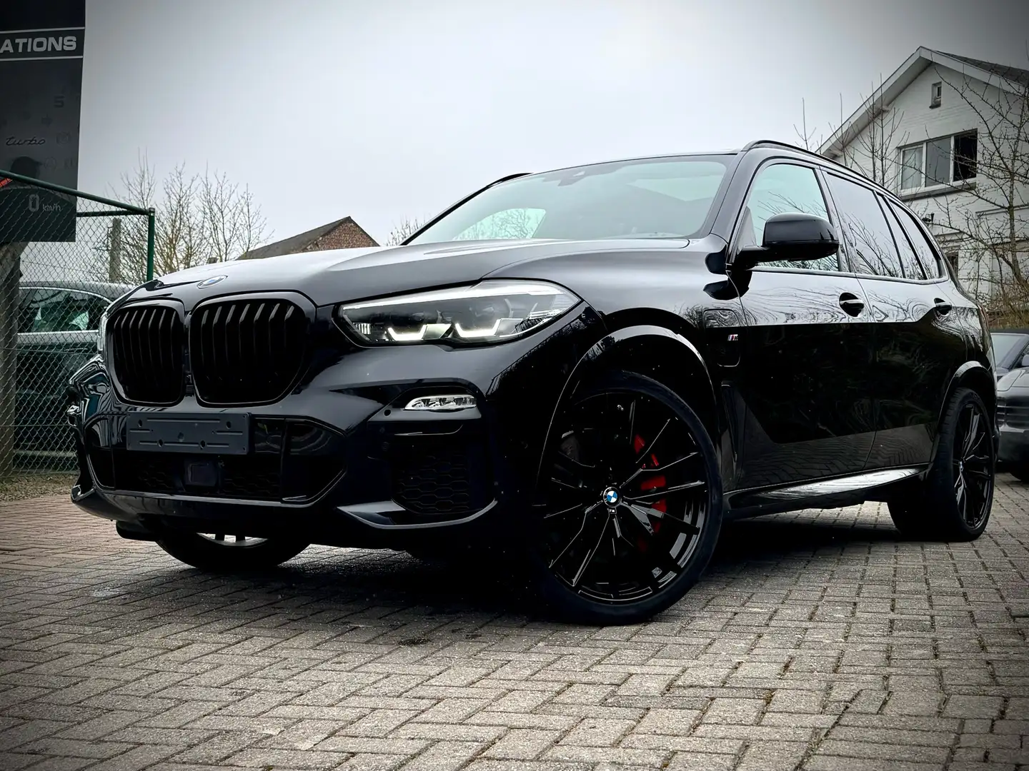 BMW X5 3.0AS xDrive45e PHEV  M Pack 55247 Euros HTVA !! Zwart - 1