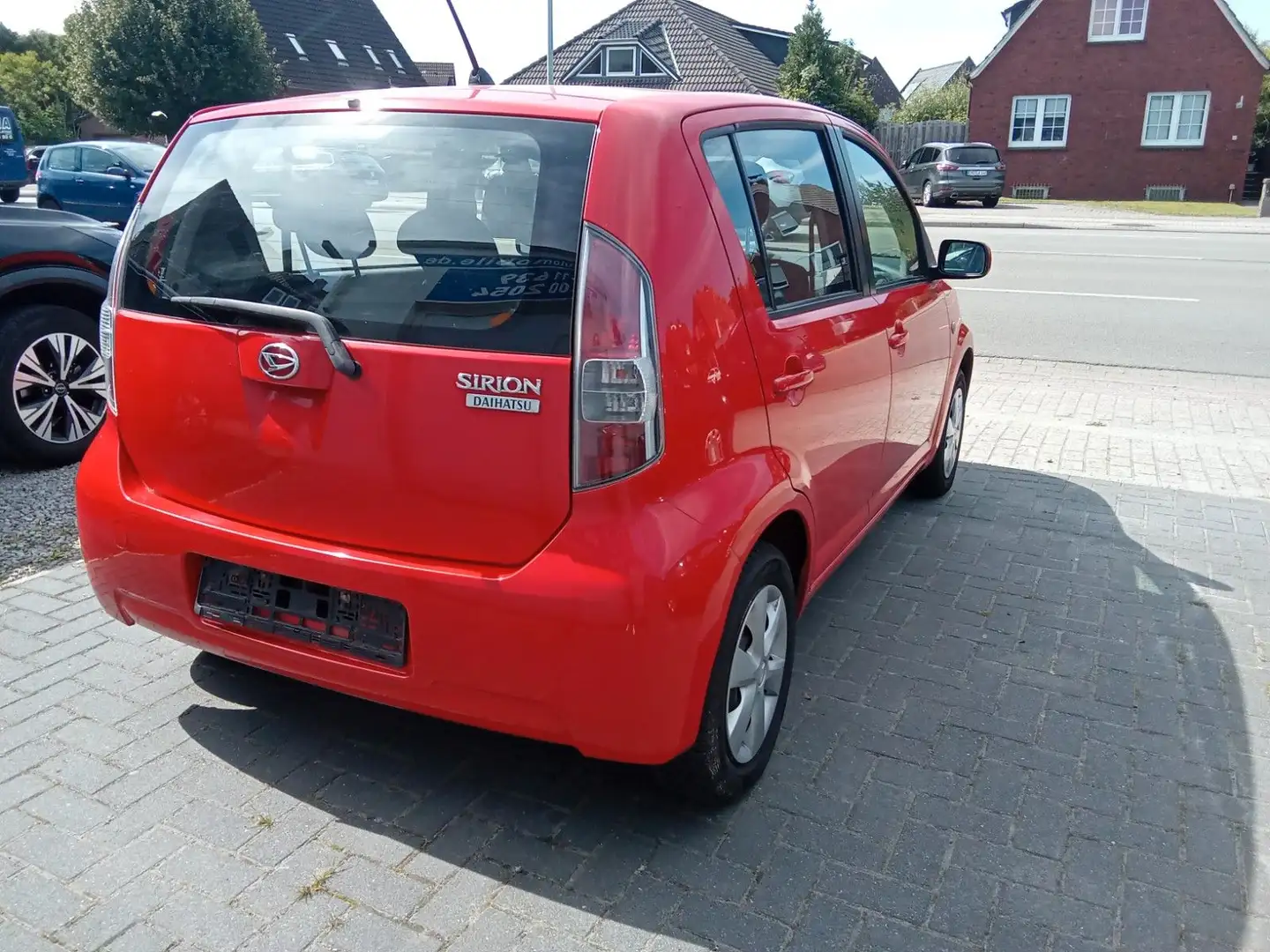 Daihatsu Sirion 1.0 CooLine,TÜV NEU,1 JAHR GEWÄHRLEISTUNG Rot - 2
