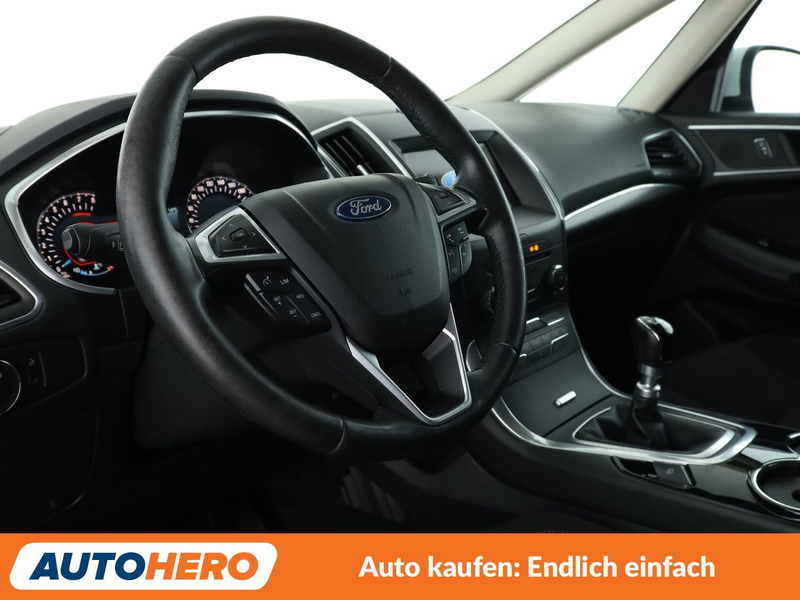 Ford S-Max 1.5 EcoBoost Titanium*7-SITZER*NAVI*LED*PDC*SHZ* — photo 11