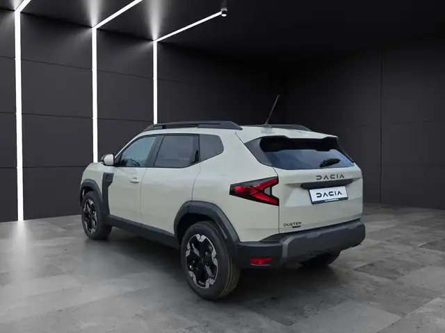 Dacia Duster view 2