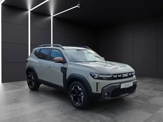 Dacia Duster view 4