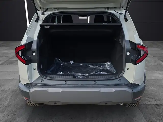 Dacia Duster view 8