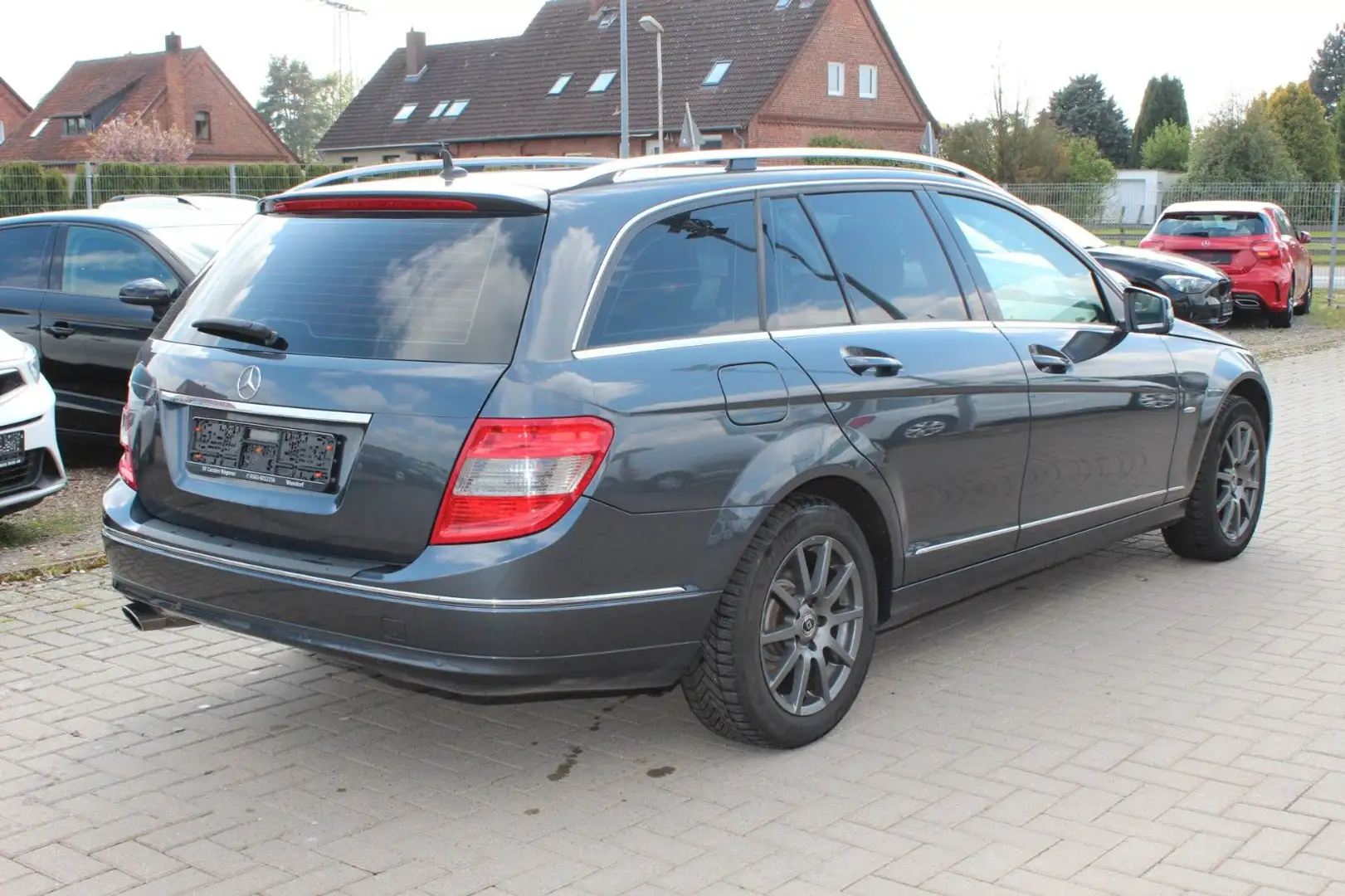 Mercedes-Benz C 250 T CGI Automatik Klimaau. PDC Grau - 2