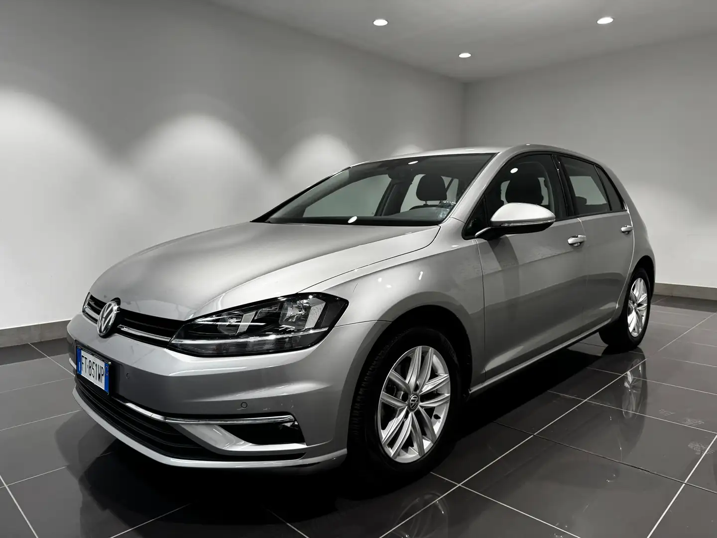 Volkswagen Golf Golf 5p 1.6 tdi Business 115cv Argento - 1