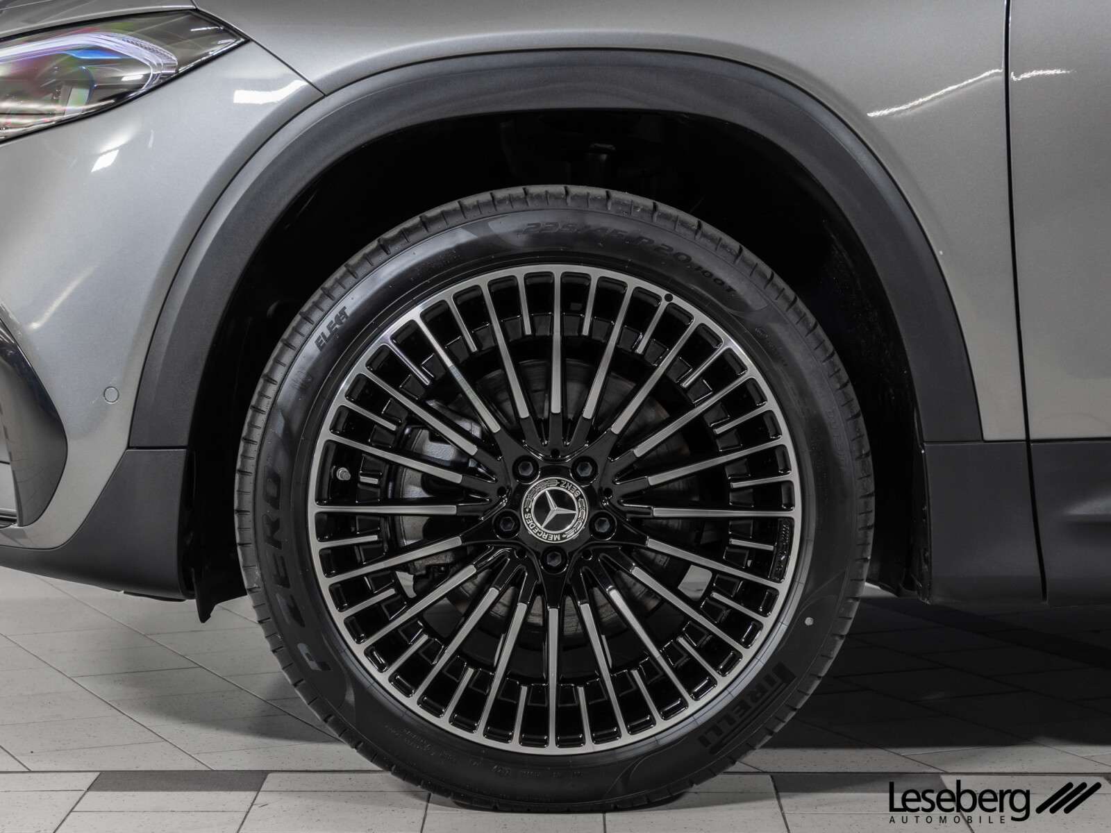 Mercedes-Benz EQB