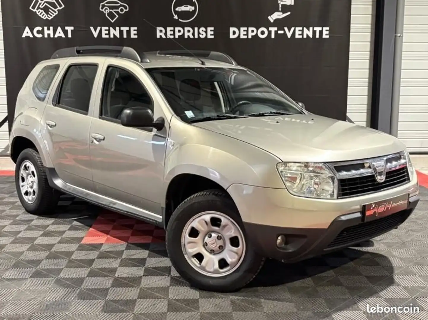 Dacia Duster 1.6 16v 105ch Ambiance 4X2 BVM5 Beige - 2