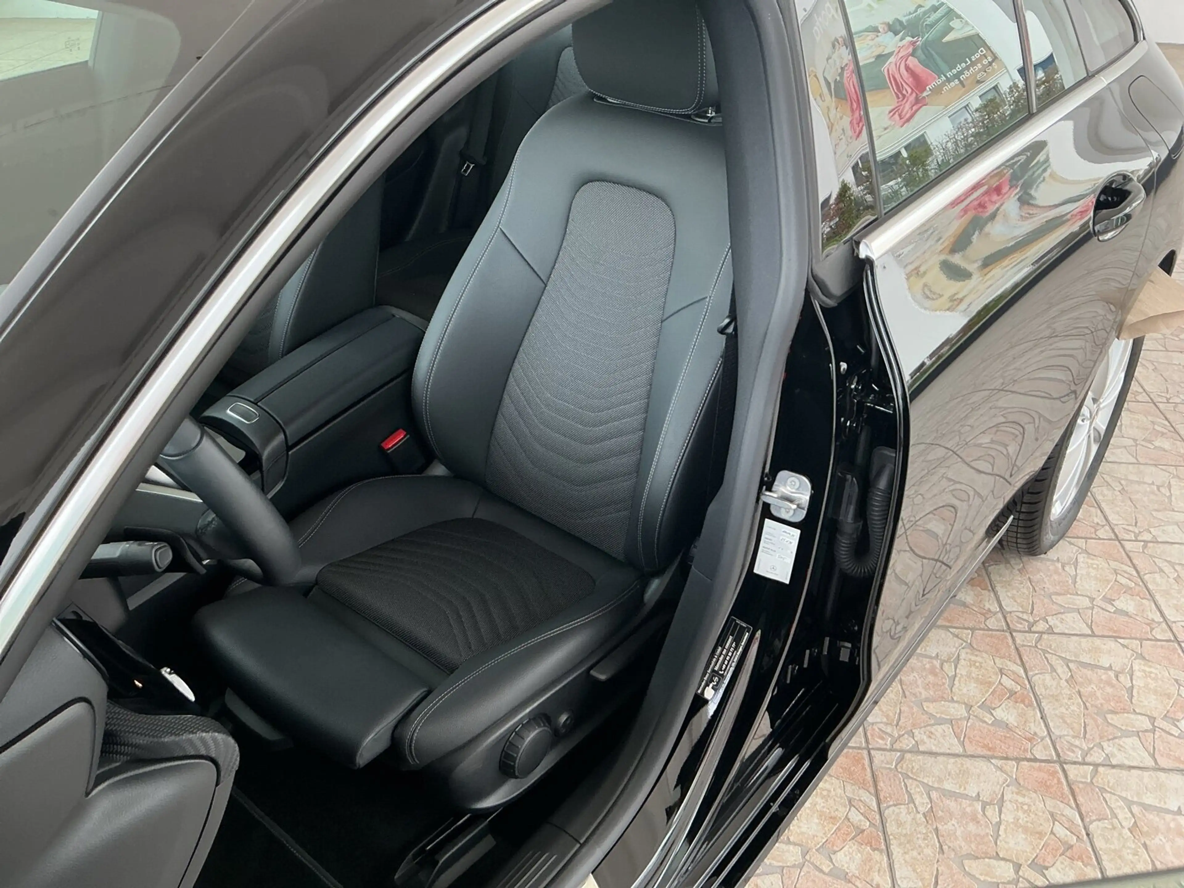Mercedes-Benz CLA 200 CLA 200 SB Navi/Kamera/Klima/LED/Park-Assist. — photo 9