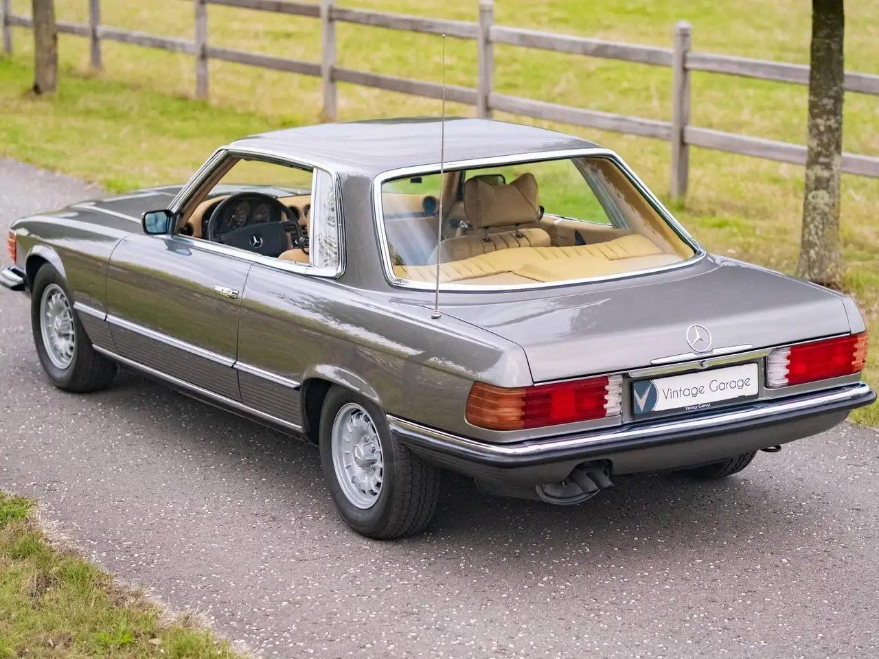 Mercedes-Benz SLC 350, foto 11