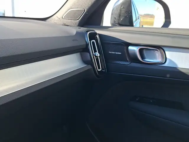 Volvo XC40 B3 Plus Dark Aut. Ansicht 13