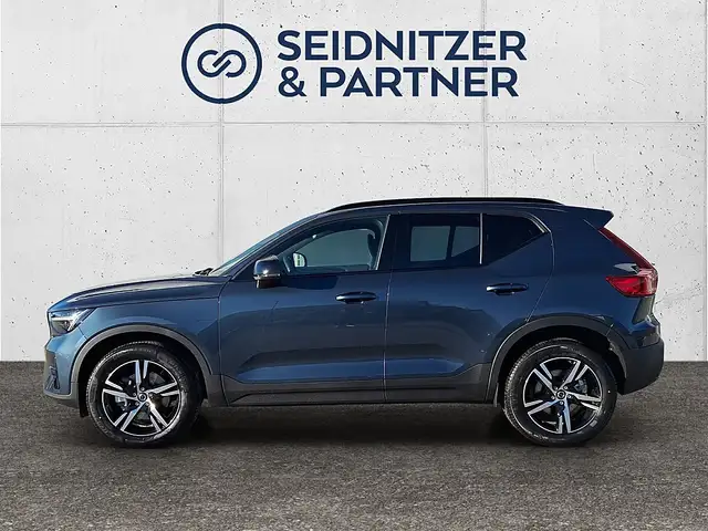 Volvo XC40 B3 Plus Dark Aut. Ansicht 3