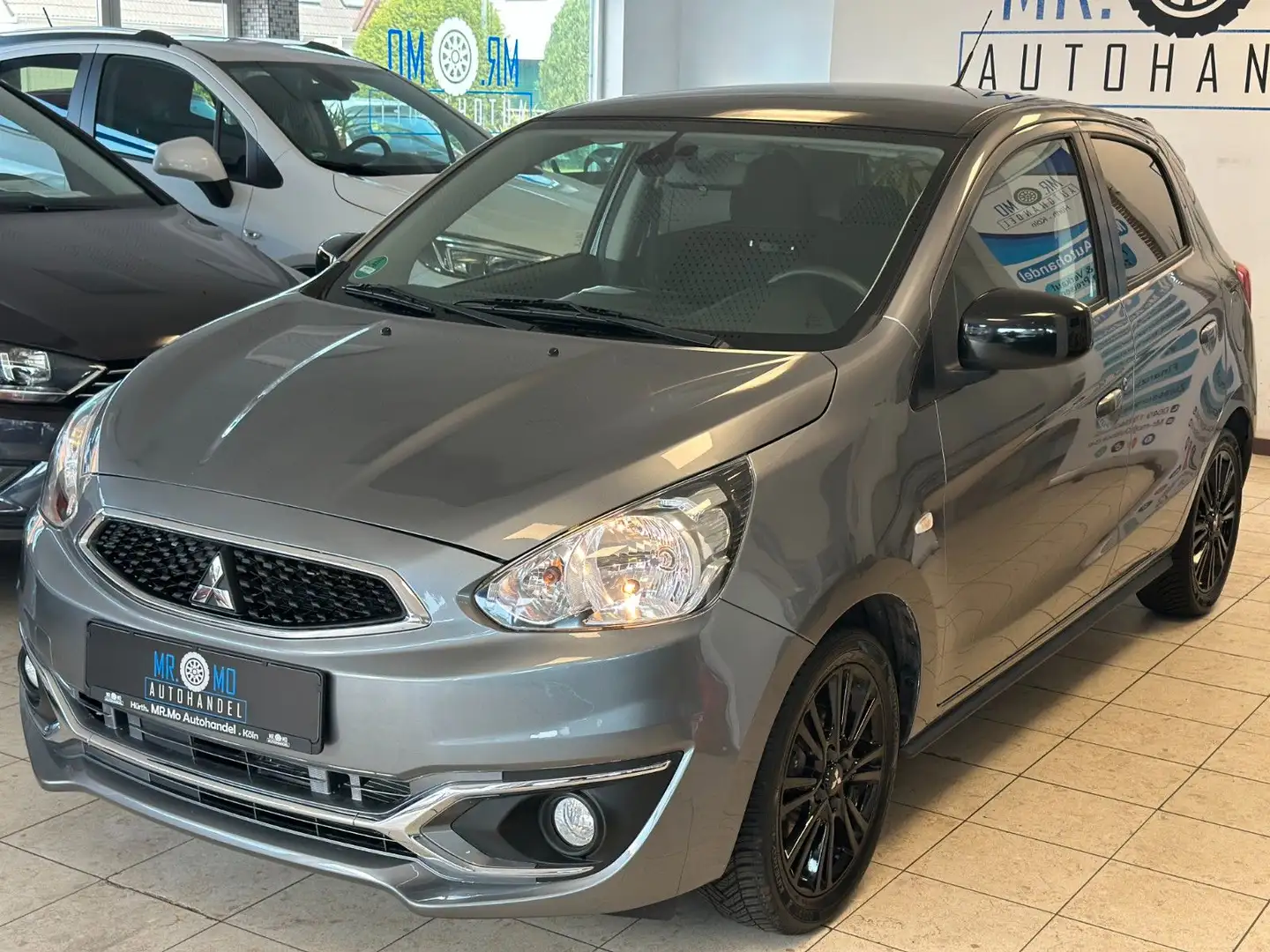 Mitsubishi Space Star Diamant Edition+°Sport°Alu°Navi°Klima Grau - 2