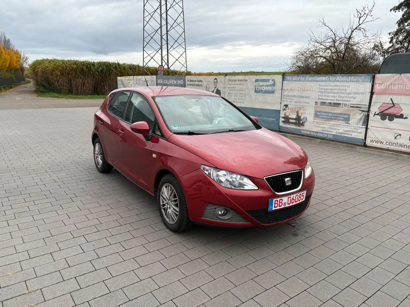 SEAT Ibiza Lim. Stylance *TÜV knapp 1 Jahr Rot - 1