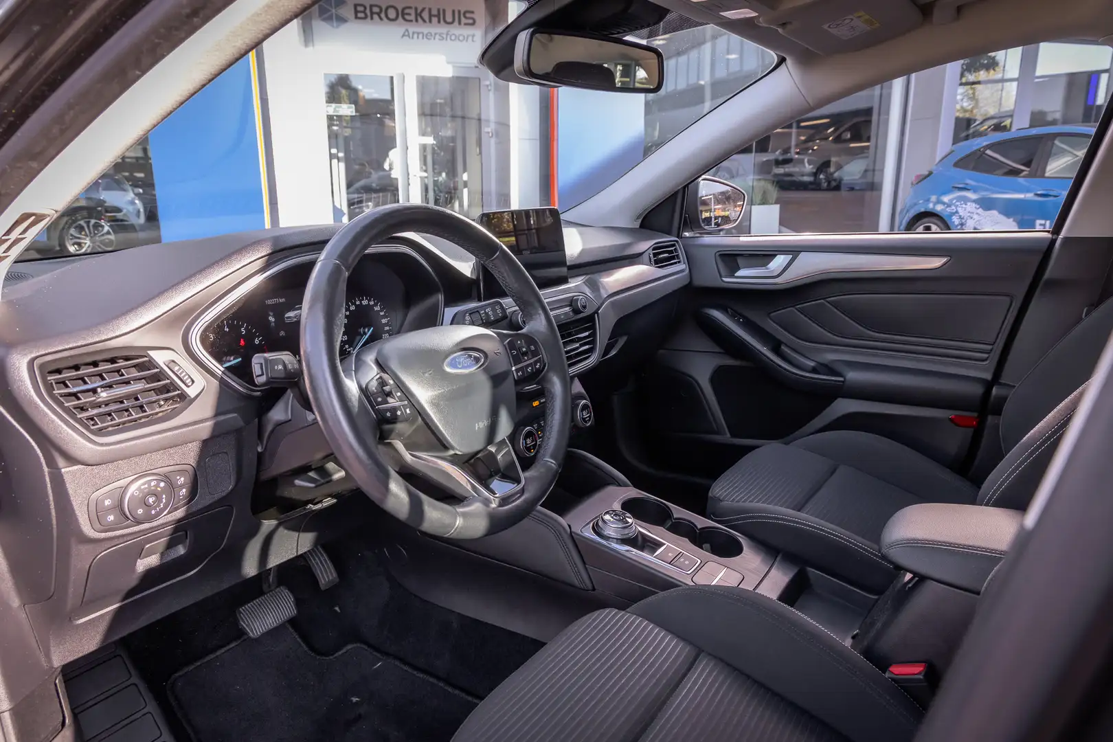 Ford Focus Wagon 1.0 EcoBoost Titanium Business | Trekhaak | Gris - 2