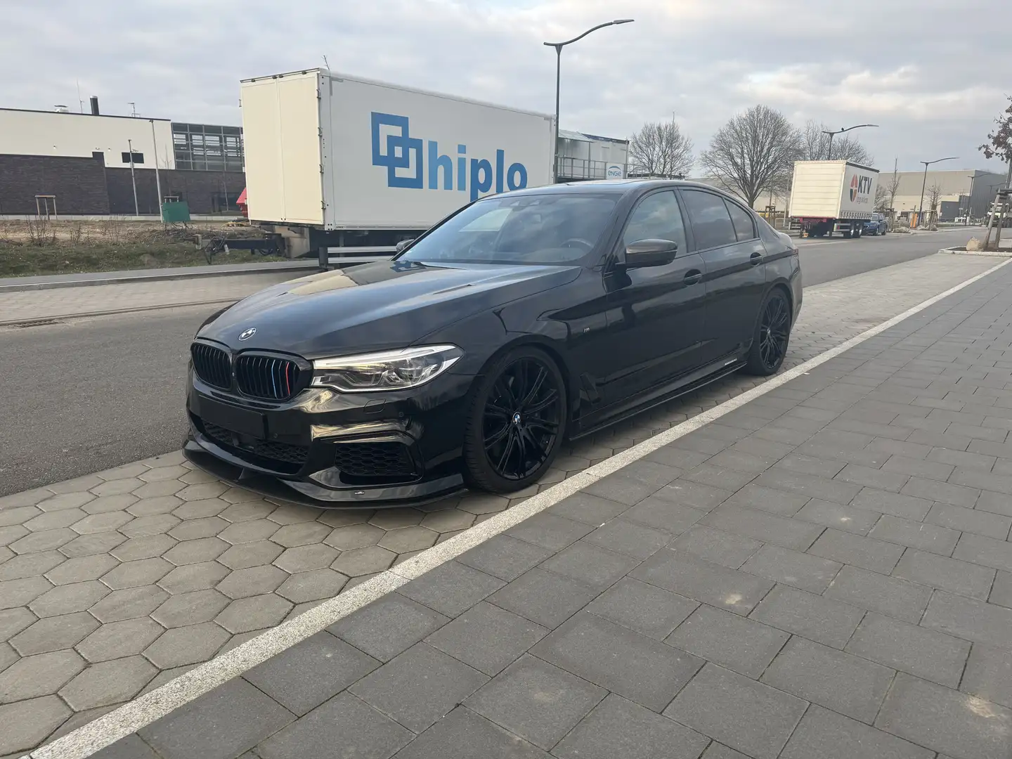 BMW M550 M550 i xDrive Чёрный - 1