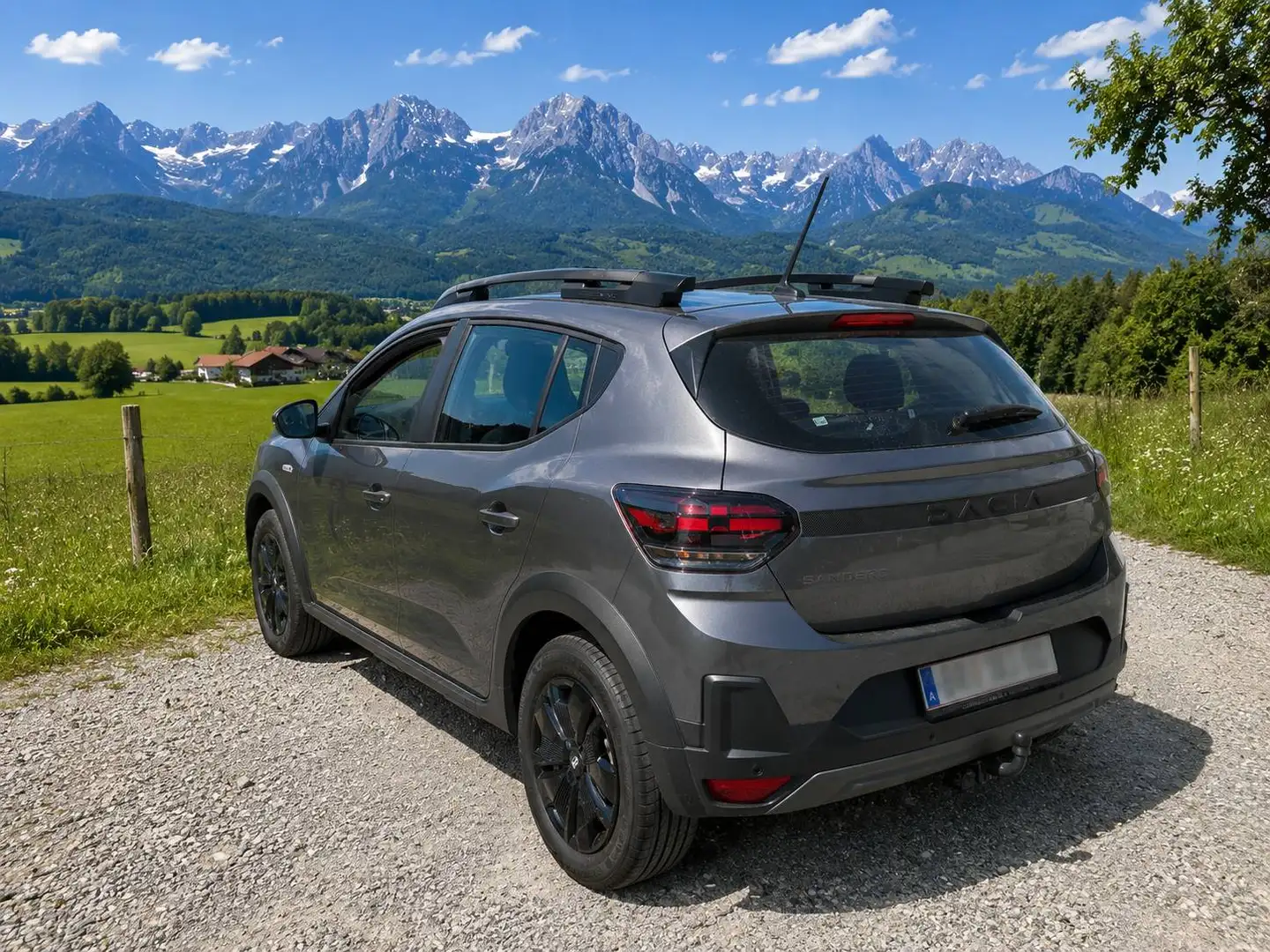 Dacia Sandero Sandero Stepway Essential TCe 110 Essential Grau - 2