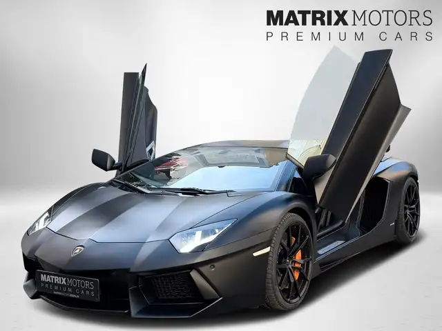 Lamborghini Aventador view 21
