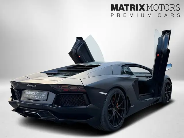 Lamborghini Aventador view 22