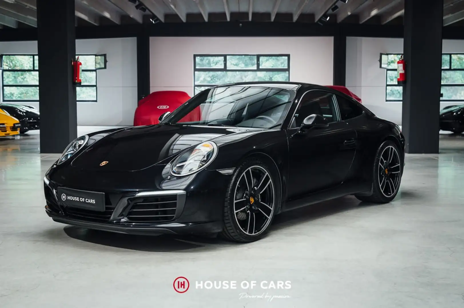 Porsche 911 991.2 CARRERA COUPÉ MANUAL MINT  JUST SERVICED - 2