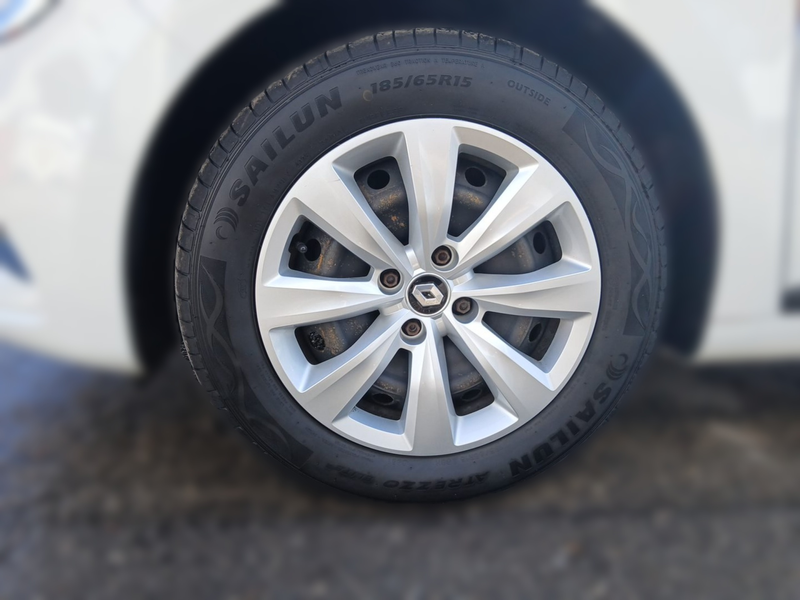 Renault Clio CLIO Authentic SCe 65 — photo 4