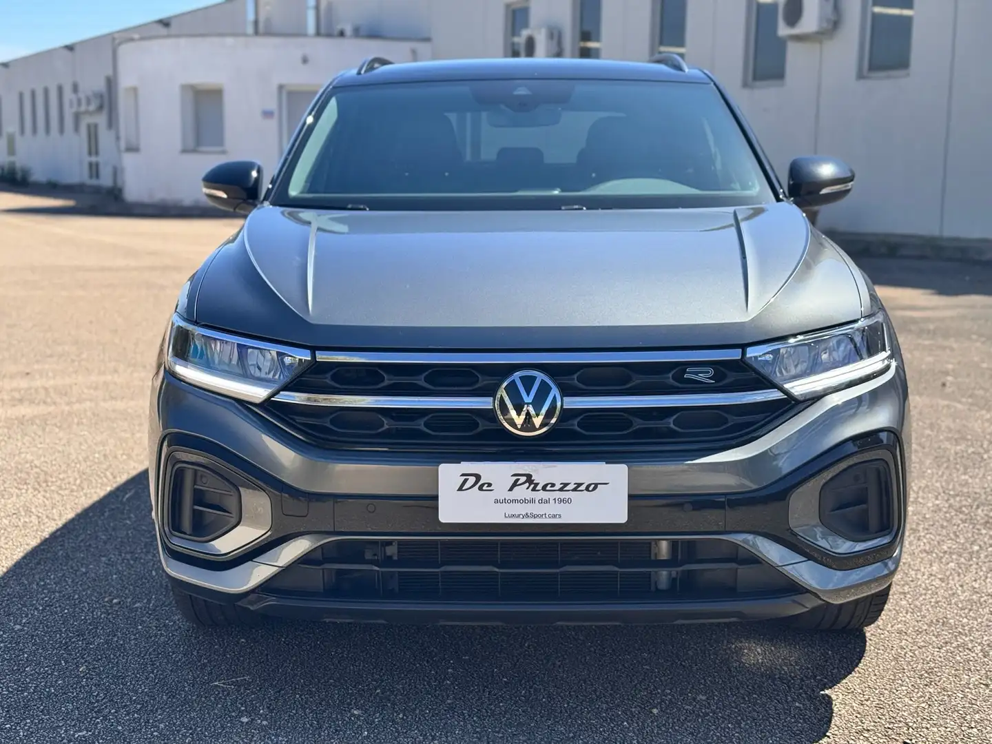 Volkswagen T-Roc T-Roc 2.0 tdi R-Line 115cv Gris - 2