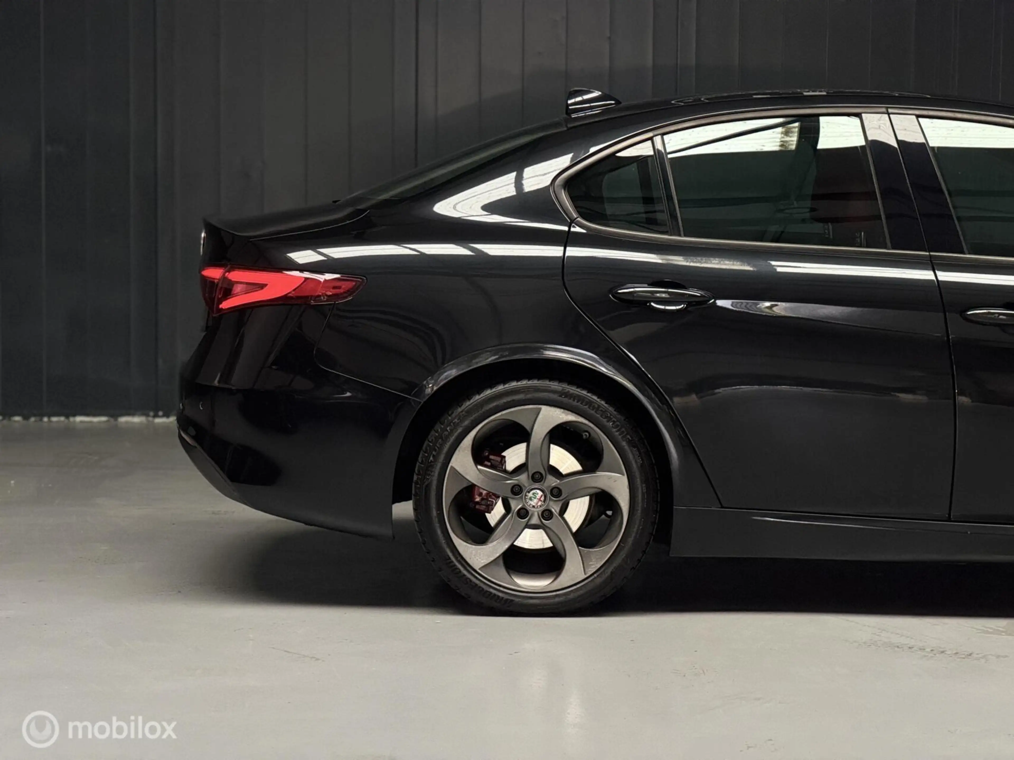 Alfa Romeo Giulia 2.2 Super|Automaat|Leder|Harman Kardon|Camera|Navi — photo 17