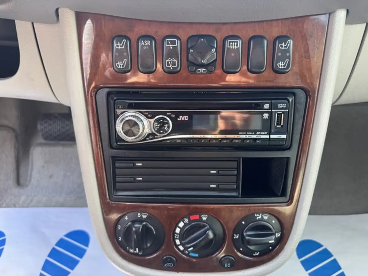 Mercedes-Benz A 190 Halbautomatik+Leder+Klima+2.Hand+, foto 10
