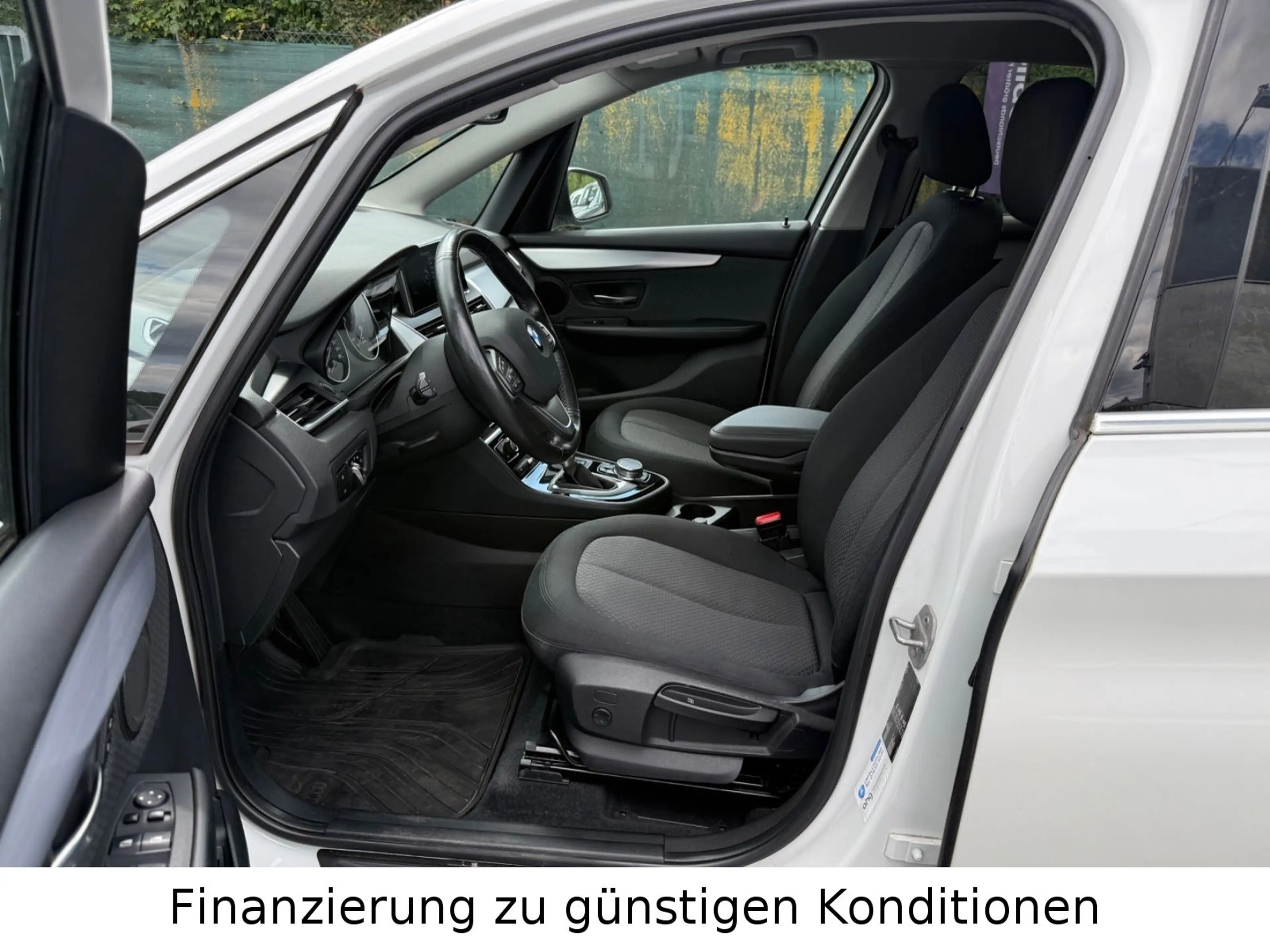 BMW 220 *AUTOMATIK*R-CAM*NAVI*HEAD-UP* — photo 10